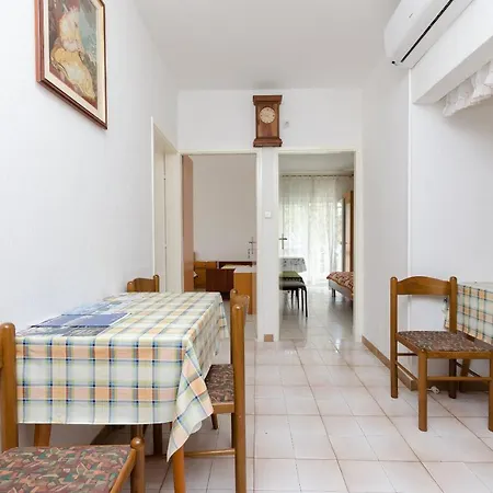 Luce Apartment *