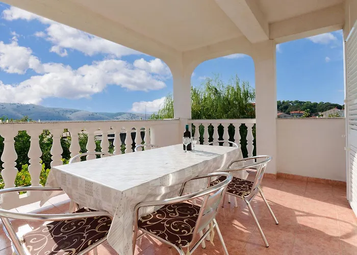 Luce Apartamento Lopar